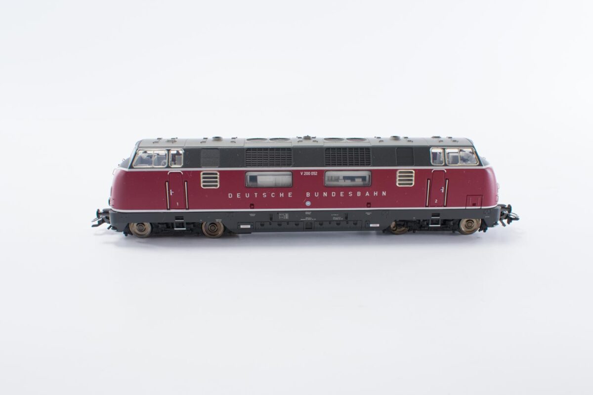 Märklin 37806 Digitale diesellocomotief V200 DB MFX/sound - Ben Ontspoord